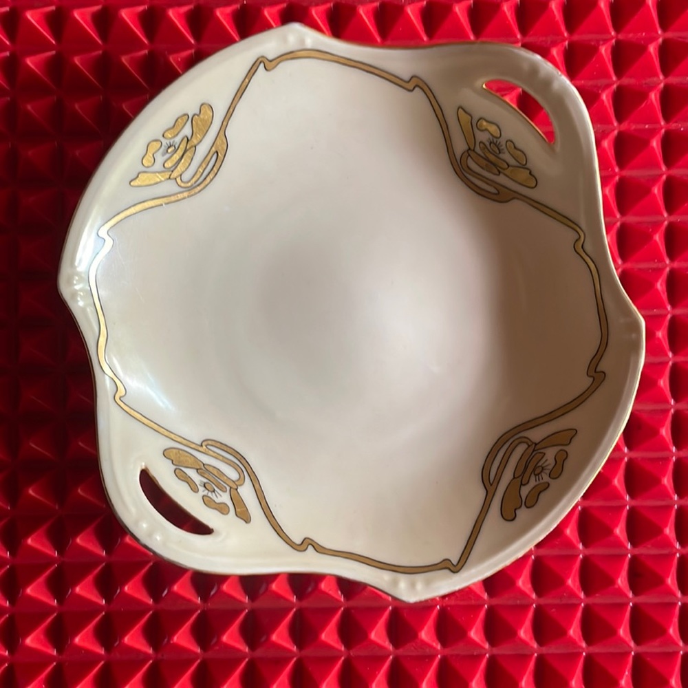 R & S ANTIQUE GERMAN 2 HANDLE GOLD TRIBAL DECORATED DISH
